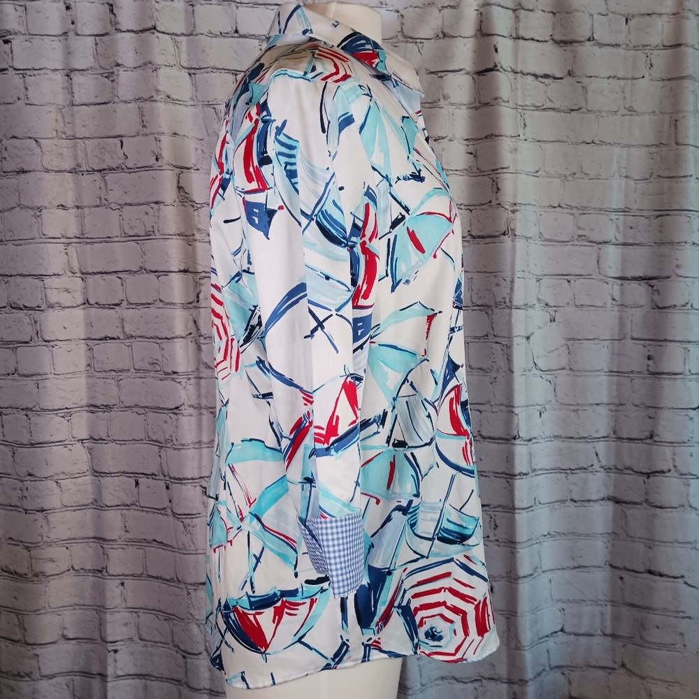 Chaps XL Ladies Button Up Shirt. Flip Cuffs, No Iron, Slimming Fit - Picture 3 of 10